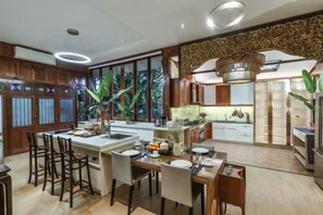 Unclassified image, 5 of 59, button - Luxurious Living by the River Hannah Villa (Chiang Mai)