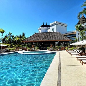 Pool - Luxurious 1 Bedroom - Kingdom of the Sun at Vidanta Nuevo Vallarta (Nuevo Vallarta)