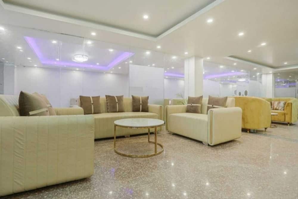 Akshay Hotel