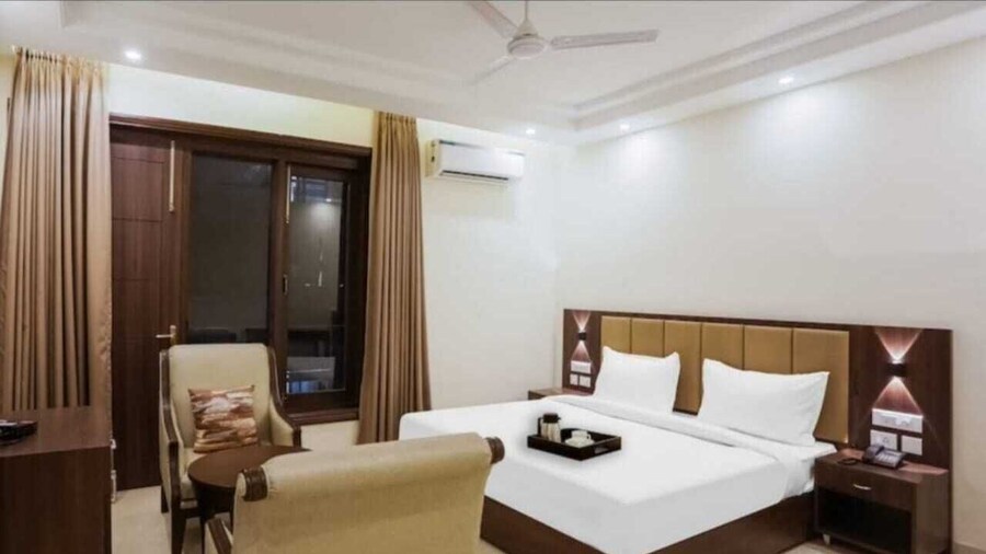 Akshay Hotel
