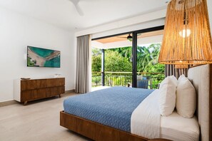 7 bedrooms, desk, iron/ironing board, free WiFi