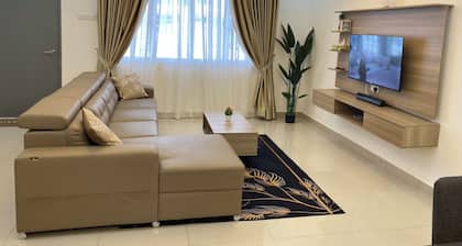 D'Royale Desaru Homestay