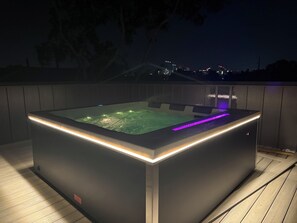 Terrace/patio - Skyrise Stay - New 5-Story w/ Rooftop Bar, Hot Tub, Elevator & Skyway Bridge (Nashville)