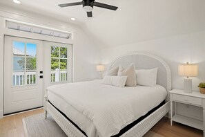 5 habitaciones, tabla de planchar con plancha y cuna de viaje