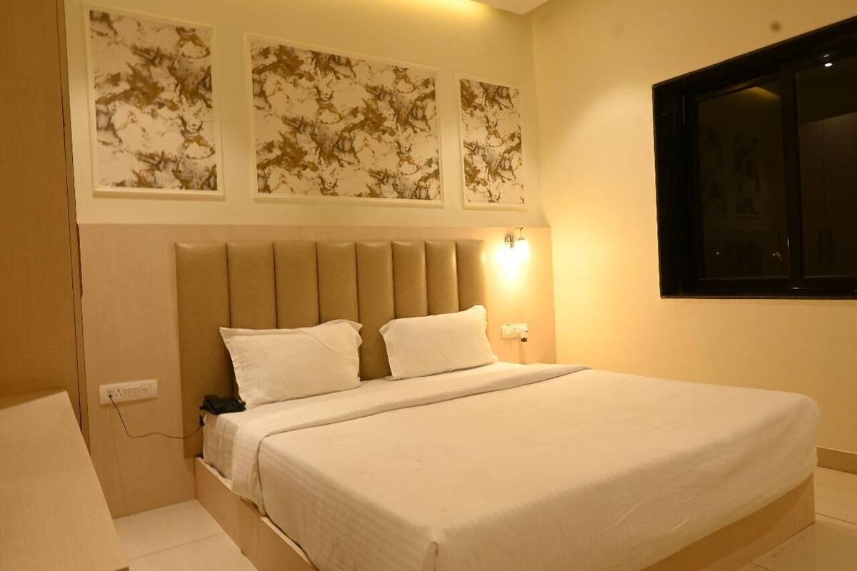 Deluxe Double Room | Free WiFi