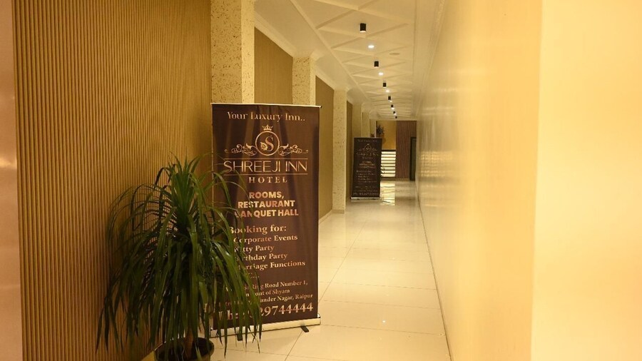 Hotel Shree Ji Inn - Raipur