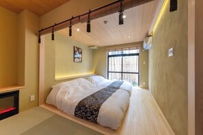 2 bedrooms, desk, iron/ironing board, free WiFi - 4F Silver Room | Rakuten Inn Basic Plan / Osaka Ōsaka (Osaka)
