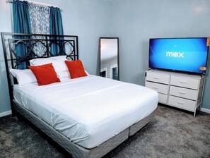 4 bedrooms, iron/ironing board, free WiFi, bed sheets