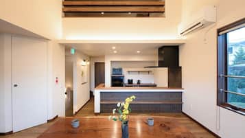 雪櫃、微波爐、爐具、廚房用具/餐具/器皿