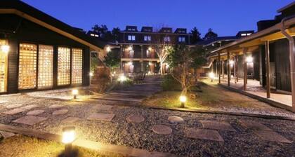 Nonsmoking Special JapaneseWestern room with openair cypress bath 2 meals | Kuroshio / Shimanto Kōchi