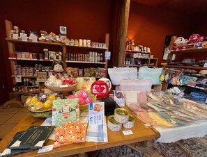 Gift shop