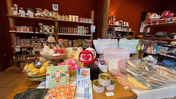 Gift shop