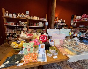 Gift shop