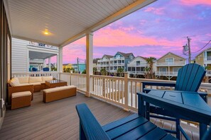Terrace/patio - Luxury 5BR Escape | Pool & Hot Tub | Sleeps 16 (Surfside Beach)