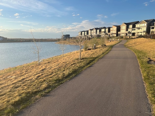 Pristine 2 bedroom basement
