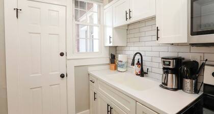 Sojourn at Colley Manor Unit 3