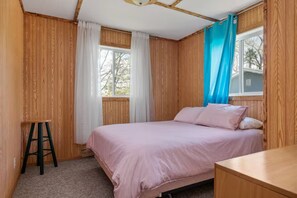 3 chambres, fer et planche à repasser, Wi-Fi, literie fournie