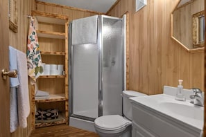 Handtücher, Seife, Toilettenpapier