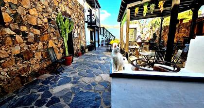 Enjoy a cozy retreat in our Casa Isaítas - (Peñita)