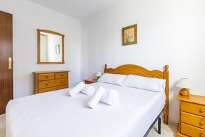 2 camere, ferro/asse da stiro, Wi-Fi gratuito, lenzuola