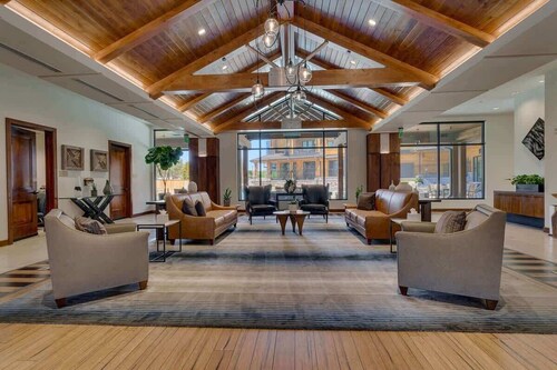 Luxury @Heavenly Village with Pool+Hot Tub, Arcade
