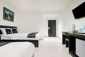 Espace de travail pour ordinateur portable, Wi-Fi gratuit, draps fournis