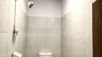 Superior Double Room | Bathroom