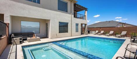 Outdoor pool, a heated pool