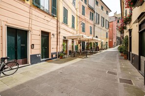 Outdoor dining - Casa Garibaldi - 4 people, air conditioning (Levanto)