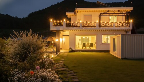 Yeosu La Rosa Private Pool Villa Pension