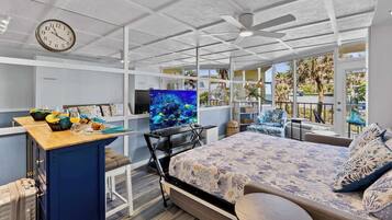 1 bedroom, iron/ironing board, WiFi, bed sheets