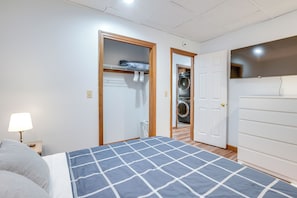 2 chambres, bureau, accĂšs Internet, draps fournis