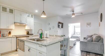 4 Mi to Lake Logan: Hocking Hills Apartment