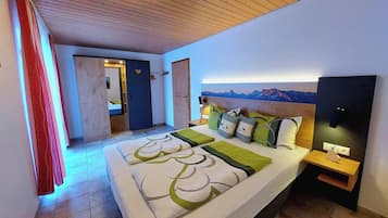 1 dormitorio, tabla de planchar con plancha, Internet y ropa de cama