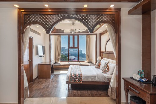 The Solitaire Resort by Lawrence Hotels