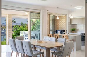 Dining - 20 Taine - Oceanstays - Pet-Friendly Waterfront Escape with Fireplace (Yamba)