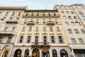 Front of property - Manzoni44Suite (Milan)
