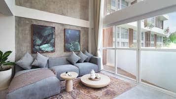 Comfort Studio, Patio | 1 bedroom, desk, free WiFi, bed sheets