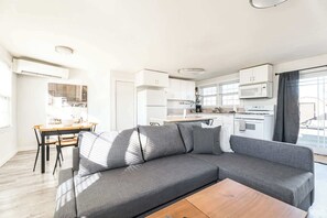 Oklassificerad bild, 2 av 65, knapp