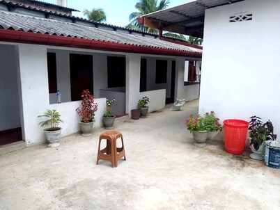 尼图莎假日屋贾夫纳