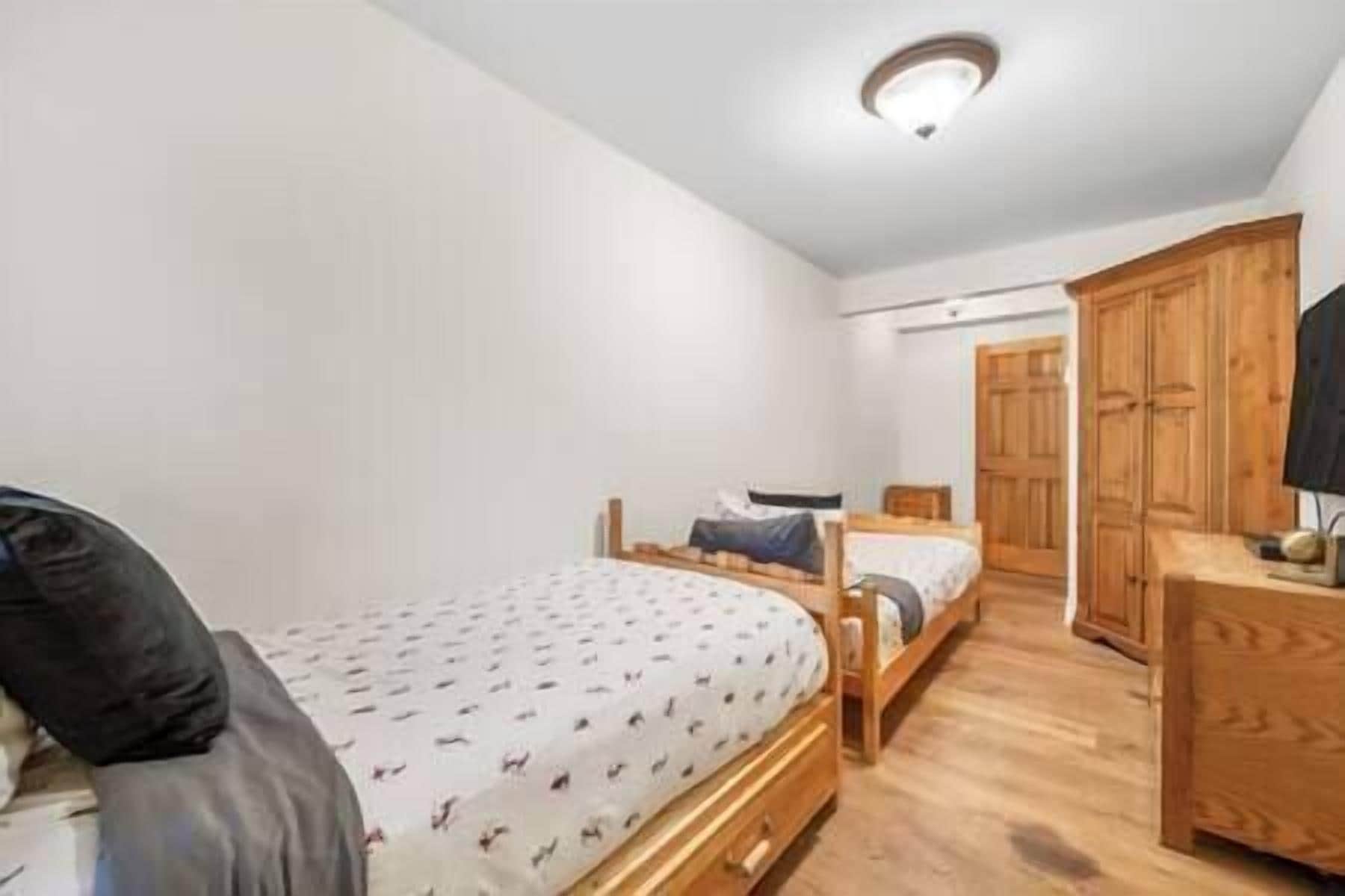 3 bedrooms, WiFi (free)