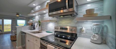 Fridge, microwave, oven, stovetop