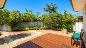 House, Multiple Beds, Non Smoking, Private Bathroom | Terrace/patio
