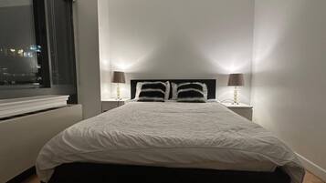 1 habitación, escritorio, tabla de planchar con plancha y wifi gratis