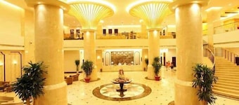 Majestic Mong Cai Hotel