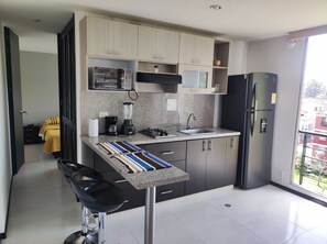 Apartment, 1 Bedroom, Smoking, Garden View | Interior