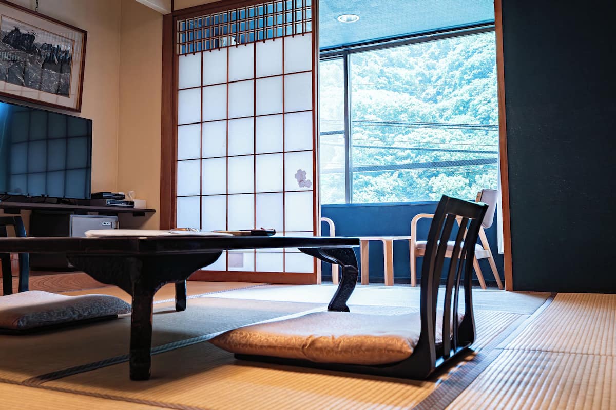 In-room safe, blackout curtains, free WiFi