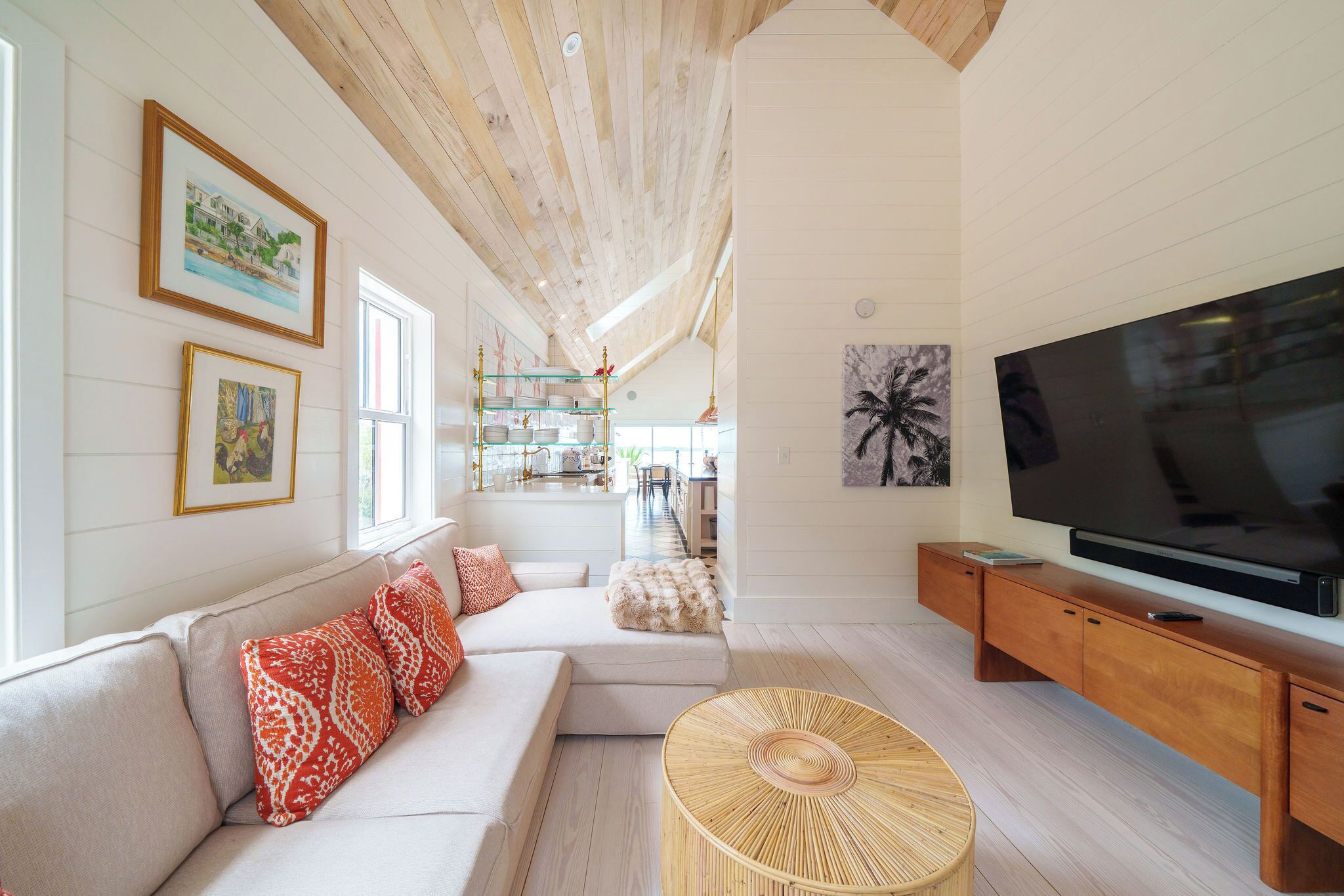 Smart TV, futbolito, tenis de mesa y libros 