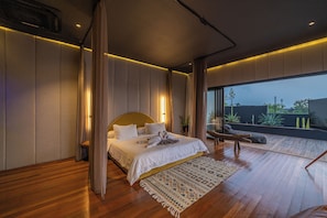 Deluxe Villa, Pool View | 4 bedrooms, in-room safe, desk, iron/ironing board