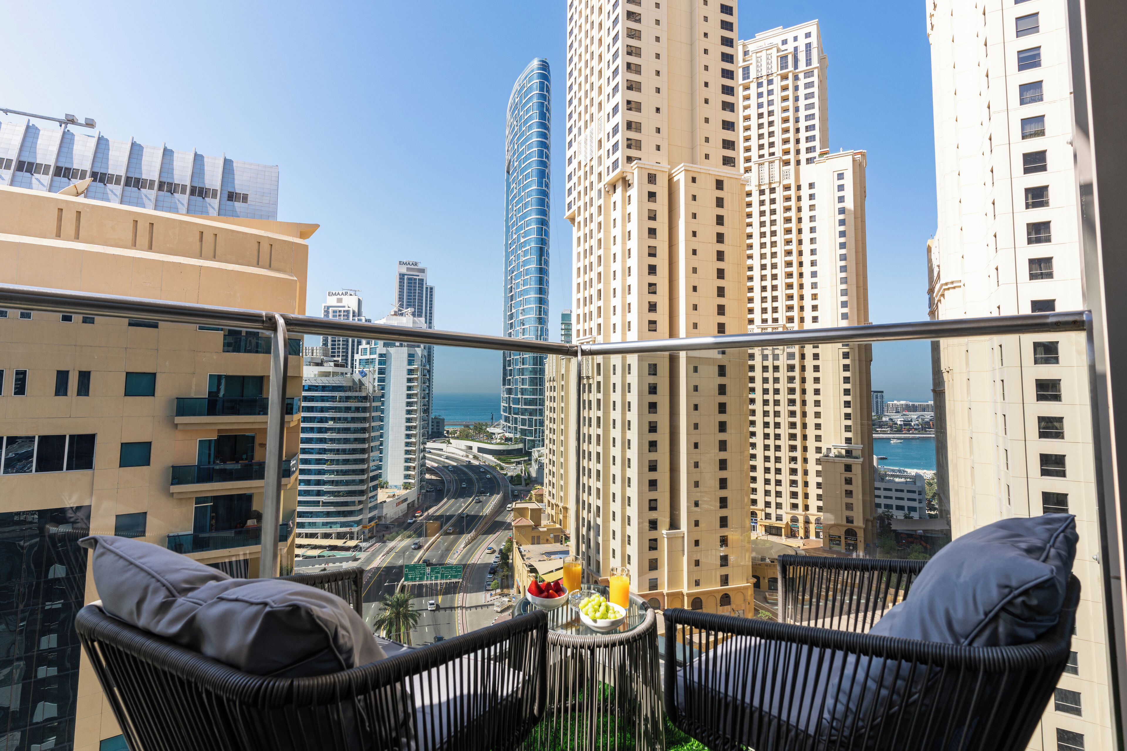 Luxury Studio, 1 King Bed with Sofa bed, Canal View | Balcony